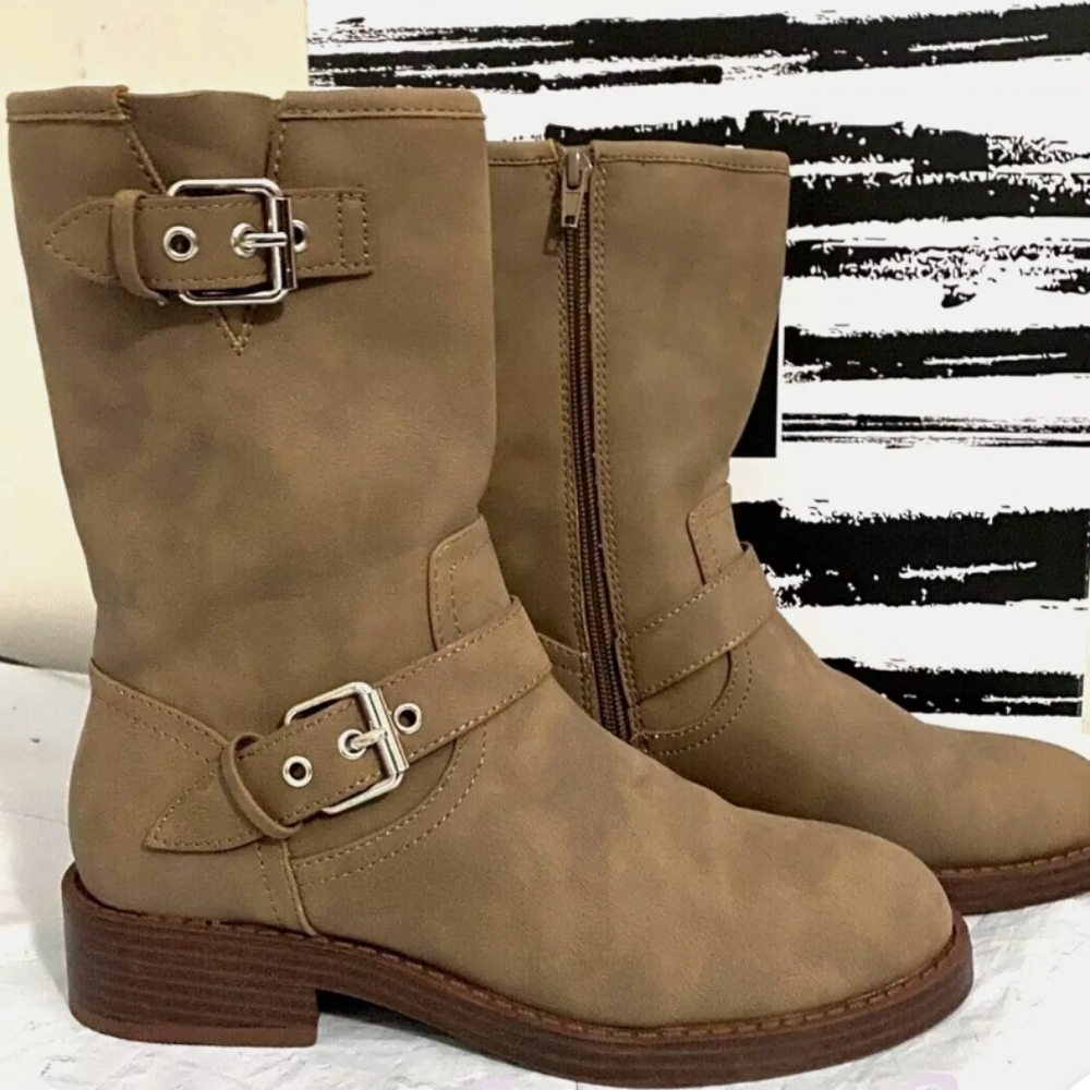 (Ew)Dv By Dolce Vita Women's Taupe Boots